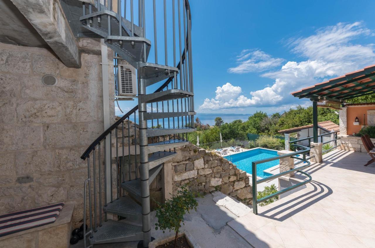 Divna * Podgora