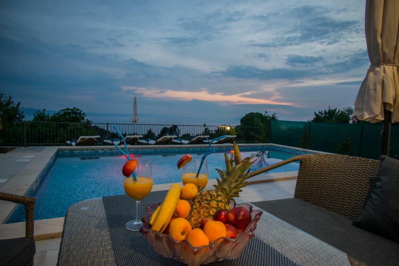 Divna Villa *